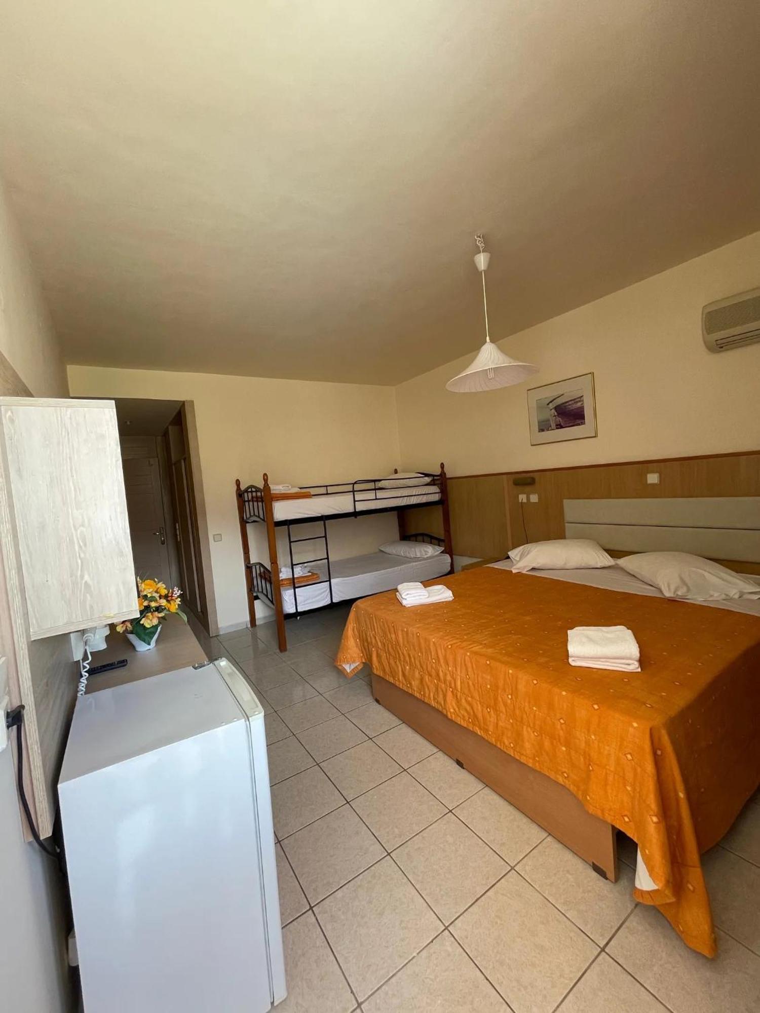 Eri Beach & Village Hotel Hersonissos  Ngoại thất bức ảnh