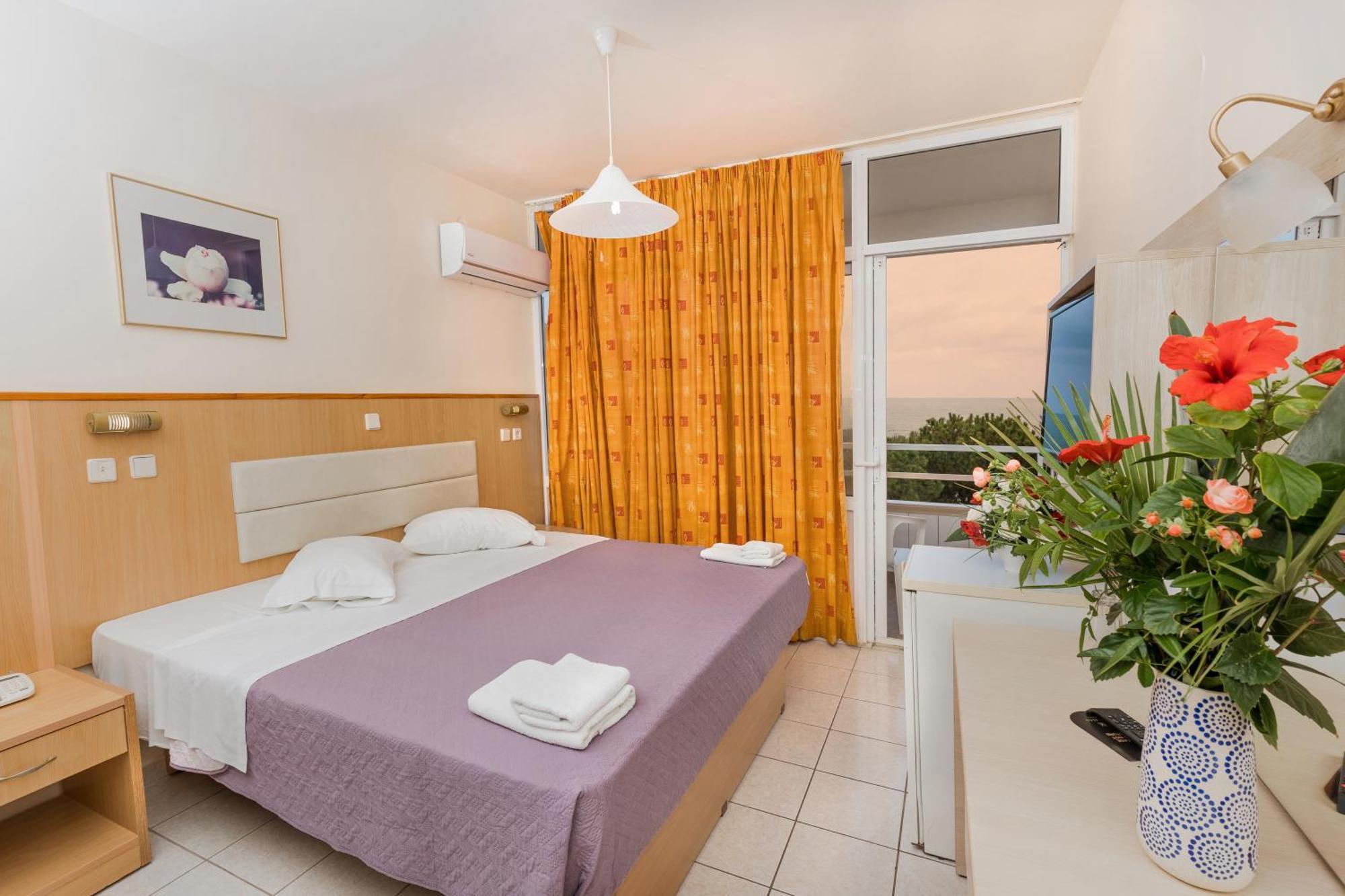 Eri Beach & Village Hotel Hersonissos  Ngoại thất bức ảnh